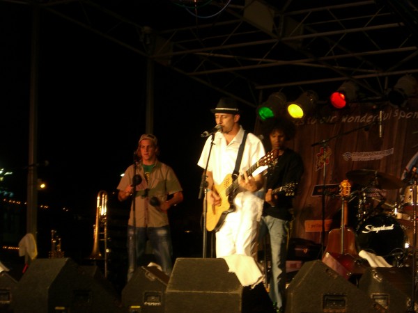 Sargento Garcia live in California Santa Monica Pier sargento-garcia-0709-012