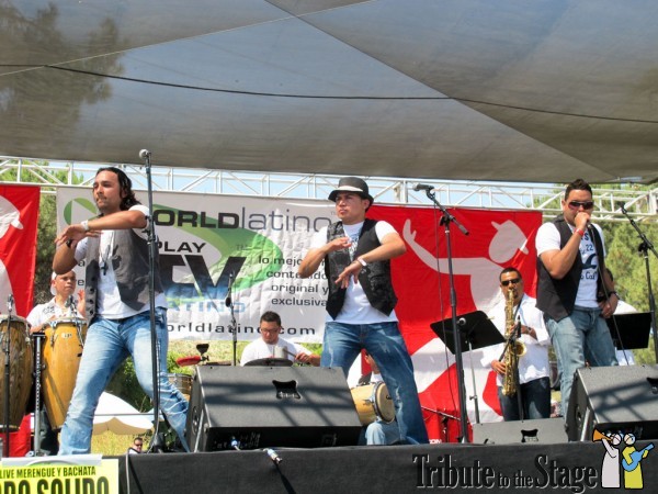 La Bomba Mix performing live at the Puerto Rican Festival