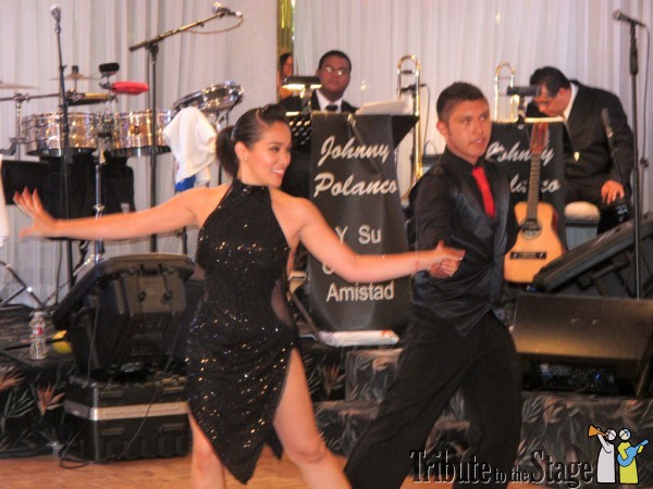Salsa at Steven's Steakhouse